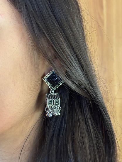 30-Piece Luxury Gift Hamper – “A Perfect Surprise for Her"